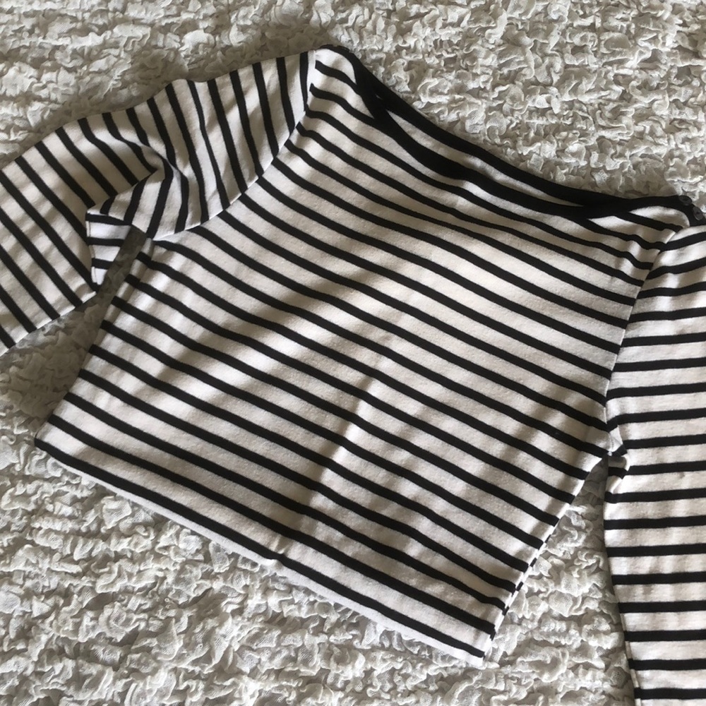 Old Navy top